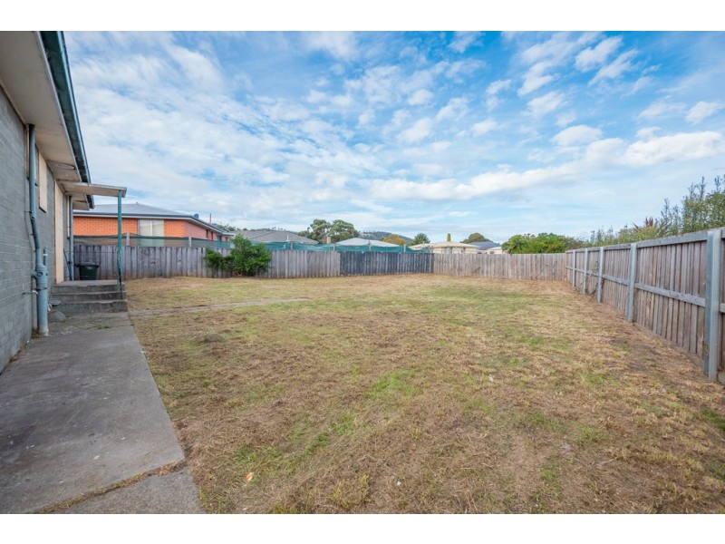2 Saladin Circle, Clarendon Vale TAS 7019