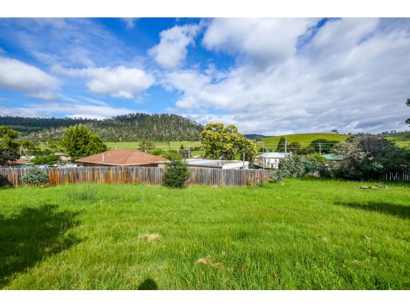 2/54 Swan Street, Bagdad TAS 7030