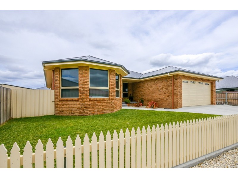 6 Peronne Court, Brighton TAS 7030