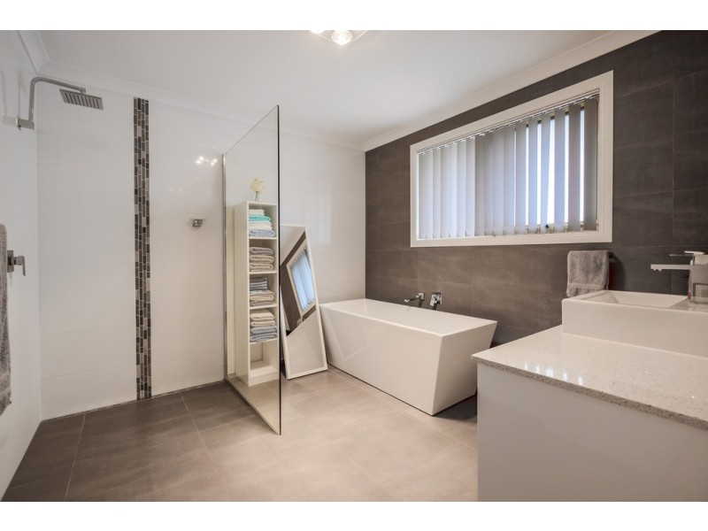6 Peronne Court, Brighton TAS 7030