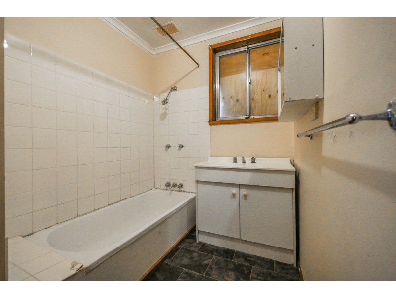 2 Saladin Circle, Clarendon Vale TAS 7019