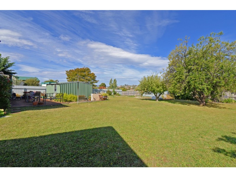 27 Norman Circle, Glenorchy TAS 7010