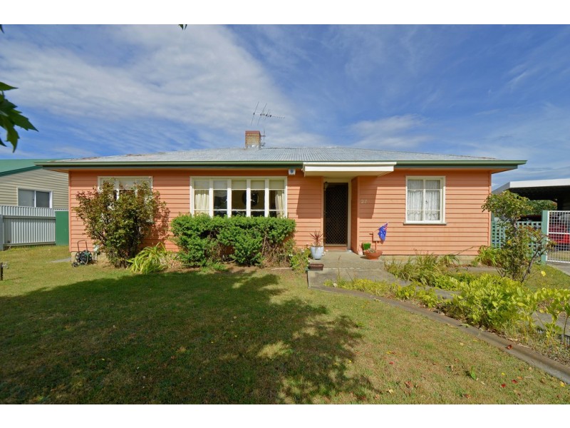 27 Norman Circle, Glenorchy TAS 7010