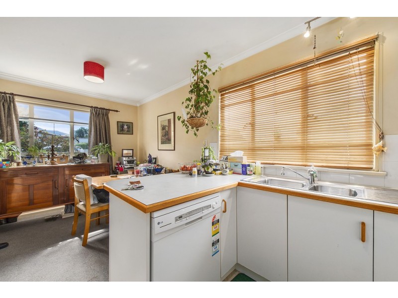 27 Norman Circle, Glenorchy TAS 7010