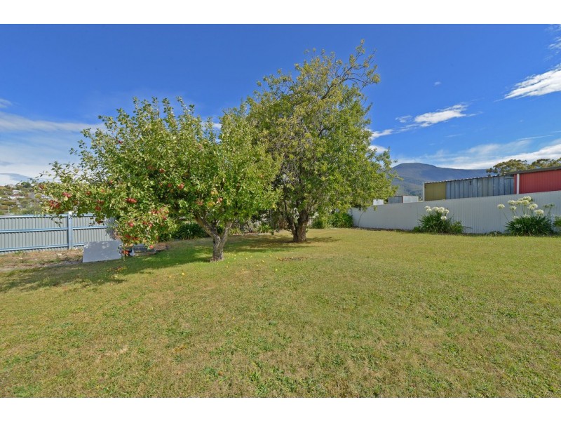 27 Norman Circle, Glenorchy TAS 7010