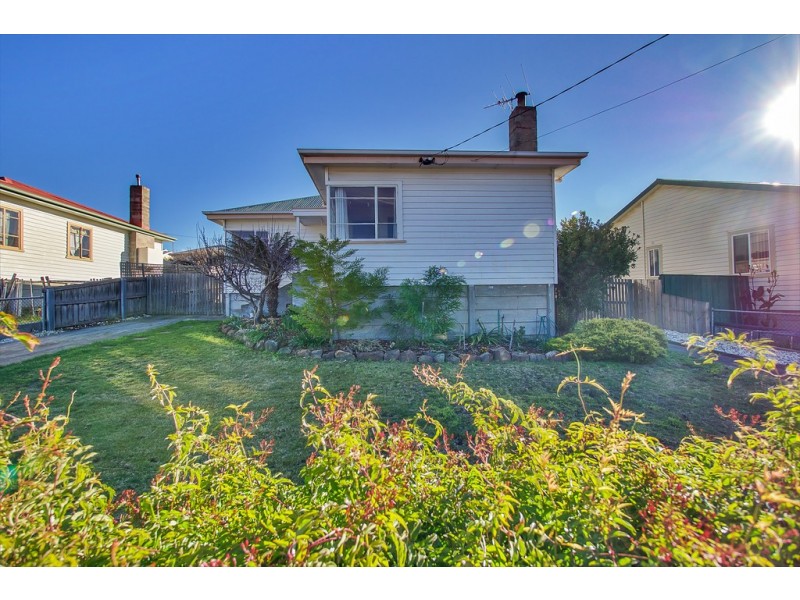 26 Edinburgh Crescent, Goodwood TAS 7010