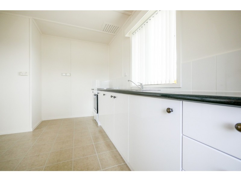 6 Curlew Parade, Claremont TAS 7011