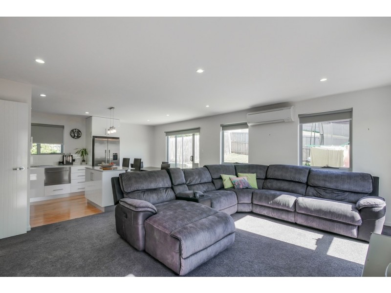 Unit 2/151 Branscombe Road, Claremont TAS 7011