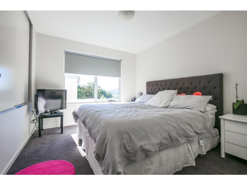 Unit 2/151 Branscombe Road, Claremont TAS 7011