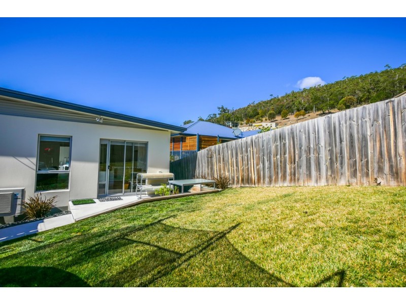 Unit 2/151 Branscombe Road, Claremont TAS 7011