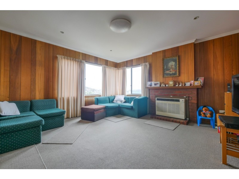 14 Norman Circle, Glenorchy TAS 7010