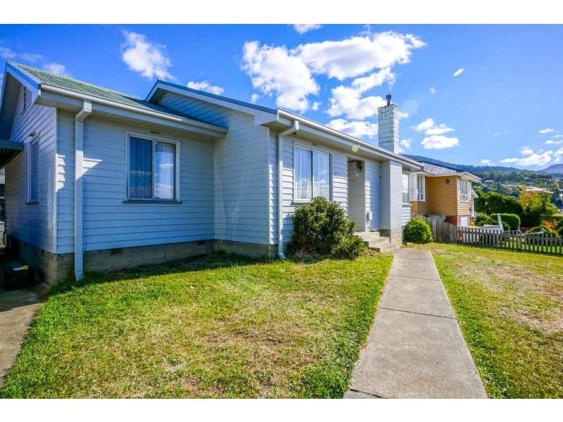 14 Norman Circle, Glenorchy TAS 7010