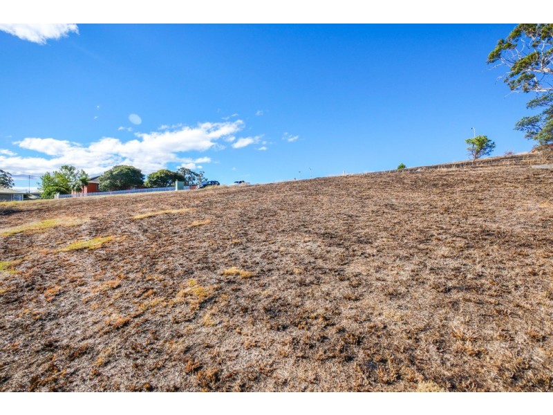 1 Fisher Drive, Herdsmans Cove TAS 7030