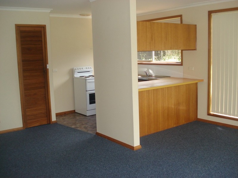 2/3 Urana Court, Claremont TAS 7011