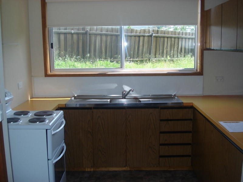 2/3 Urana Court, Claremont TAS 7011