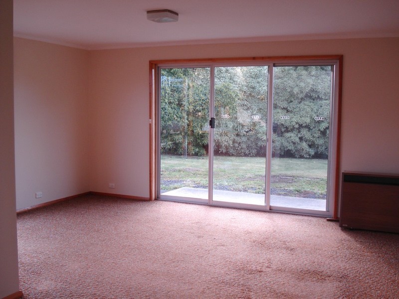 2/3 Urana Court, Claremont TAS 7011