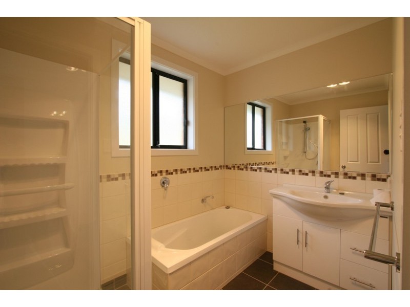 1/142 Branscombe Road, Claremont TAS 7011