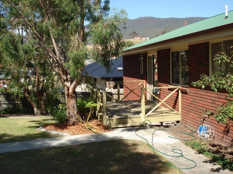 13 Baltonsborough Road, Austins Ferry TAS 7011