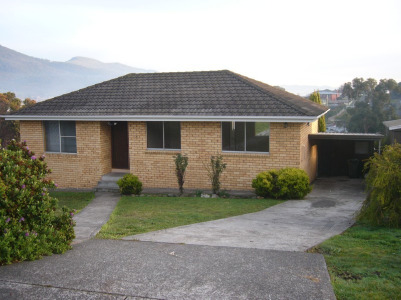 9  Loftus Street, Glenorchy TAS 7010