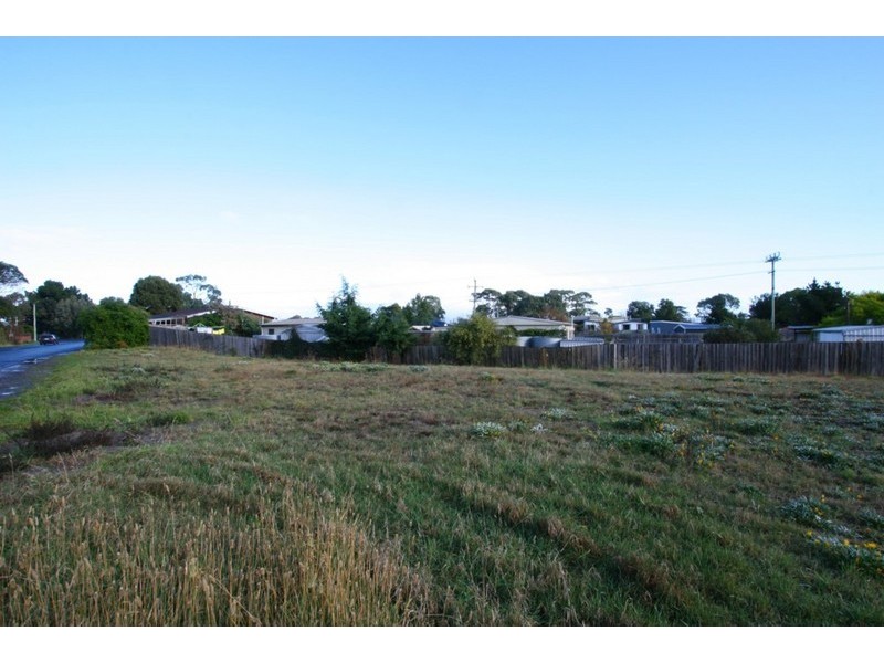 21 Carlton Beach Road, Dodges Ferry TAS 7173