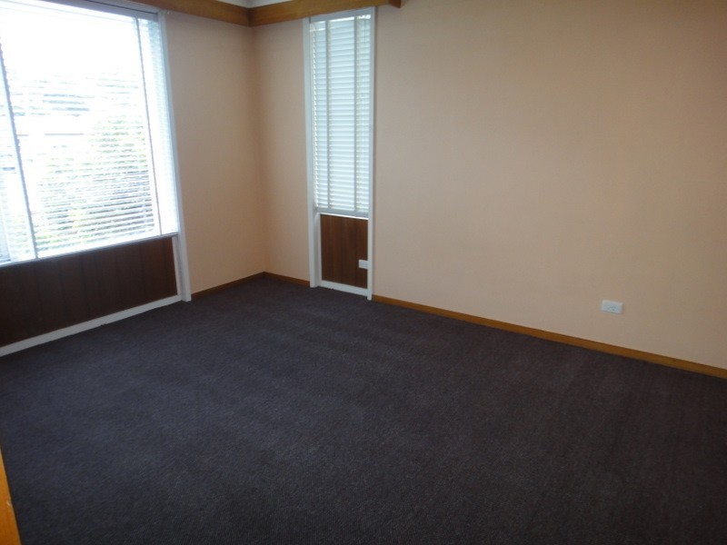 10/10 Ballawinnie Road, Lindisfarne TAS 7015