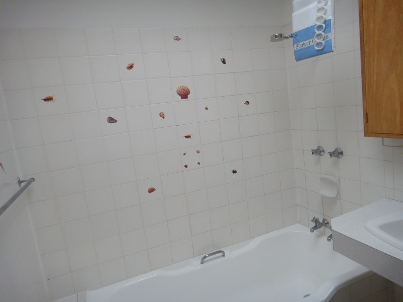 10/10 Ballawinnie Road, Lindisfarne TAS 7015