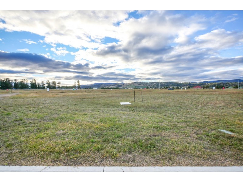 52 Menin Drive, Brighton TAS 7030