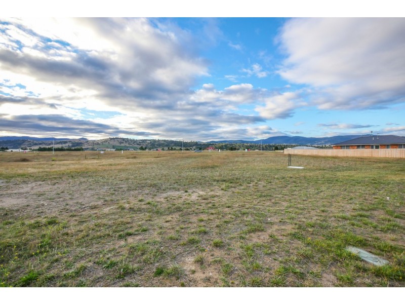 52 Menin Drive, Brighton TAS 7030