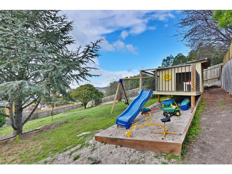 29 Barclay Crescent, Rosetta TAS 7010