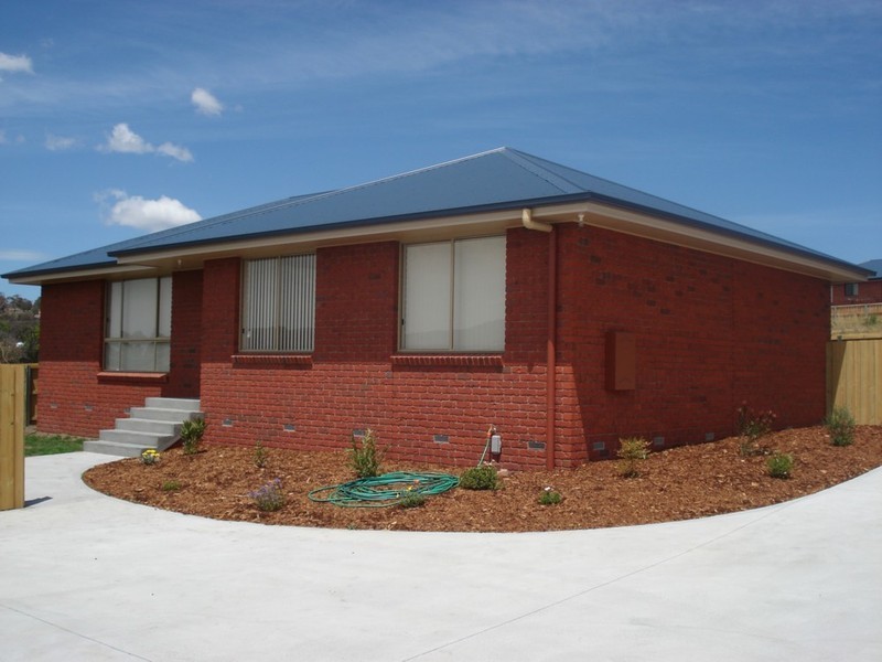 2/7 Phemie Court, Brighton TAS 7030