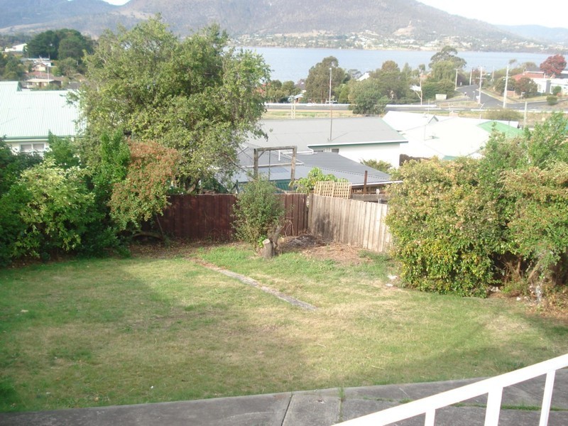15 Pekurn Crescent, Berriedale TAS 7011