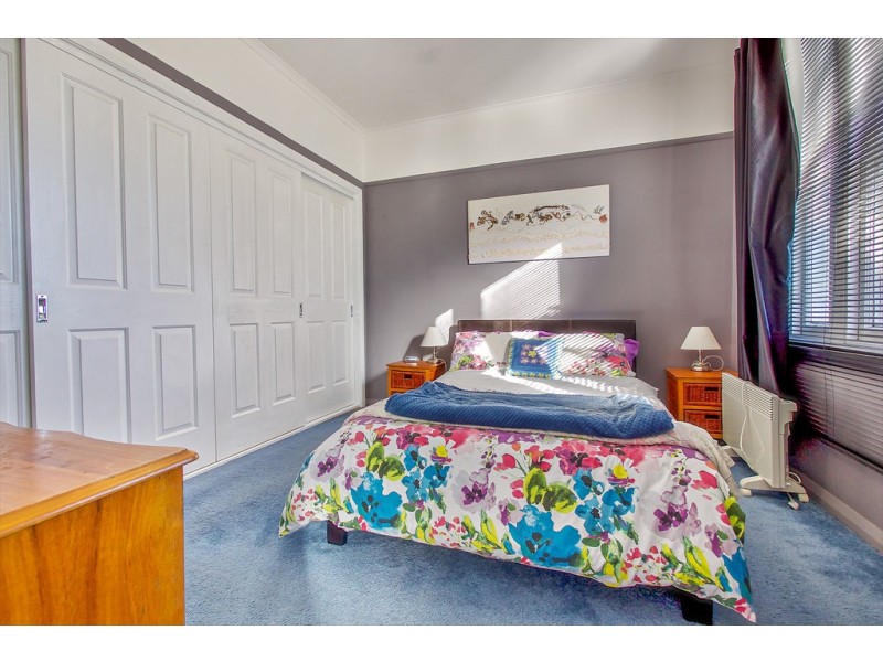 New Norfolk TAS 7140