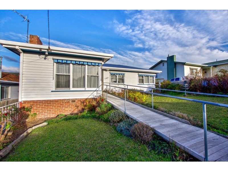 14 Dean Street, New Norfolk TAS 7140