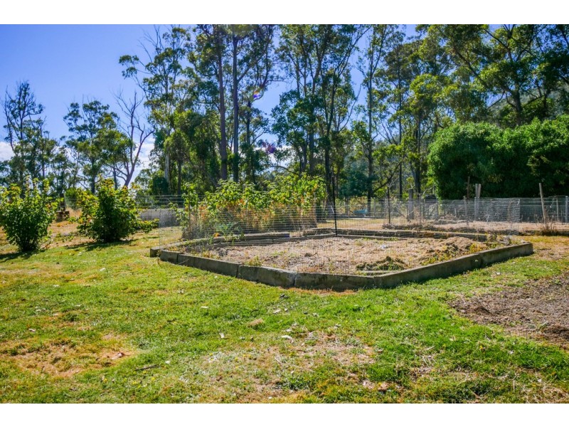 280 Mount Charles Road, Lachlan TAS 7140