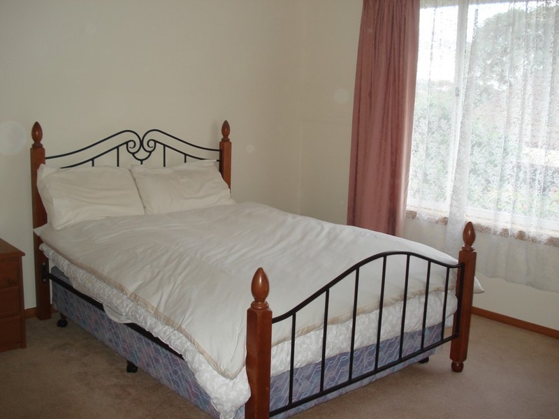 2/14 Alroy Court, Rosetta TAS 7010