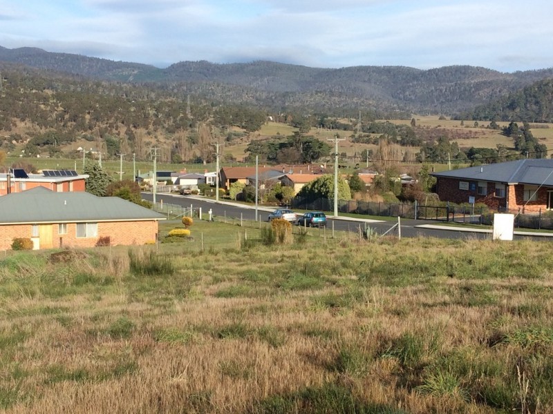 New Norfolk TAS 7140