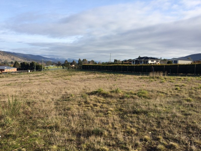 New Norfolk TAS 7140