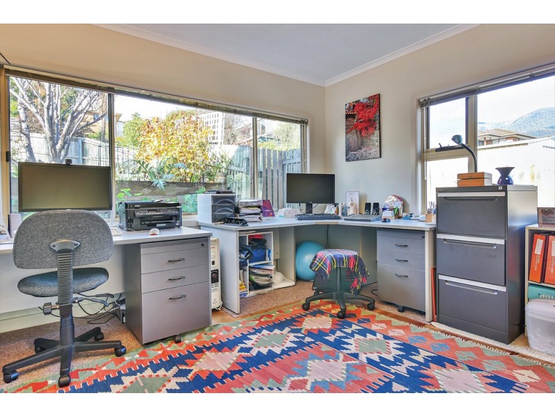 2/211 Tolosa Street, Glenorchy TAS 7010