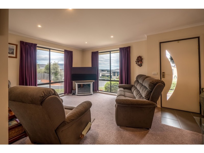 21 Eclipse Road, Austins Ferry TAS 7011