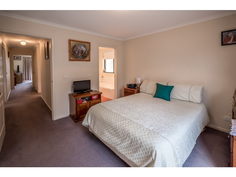 21 Eclipse Road, Austins Ferry TAS 7011