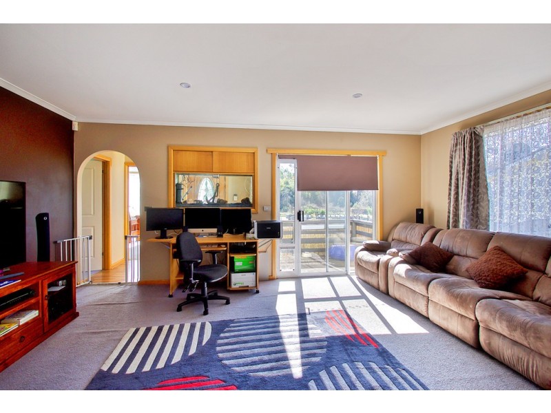 13 Karambi Street, Chigwell TAS 7011