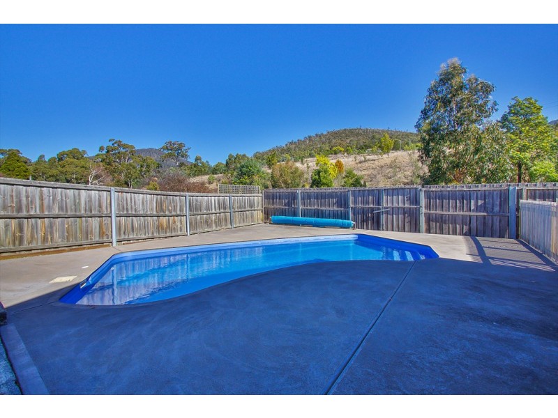 13 Karambi Street, Chigwell TAS 7011