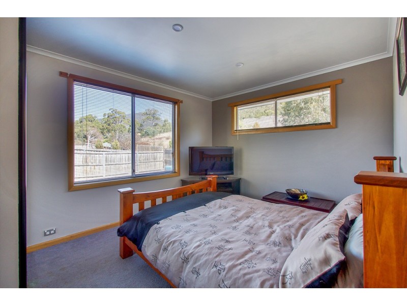 13 Karambi Street, Chigwell TAS 7011