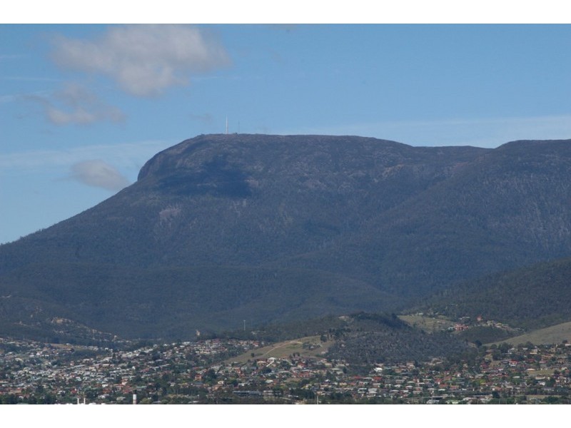 8 Whitegum Place, Old Beach TAS 7017