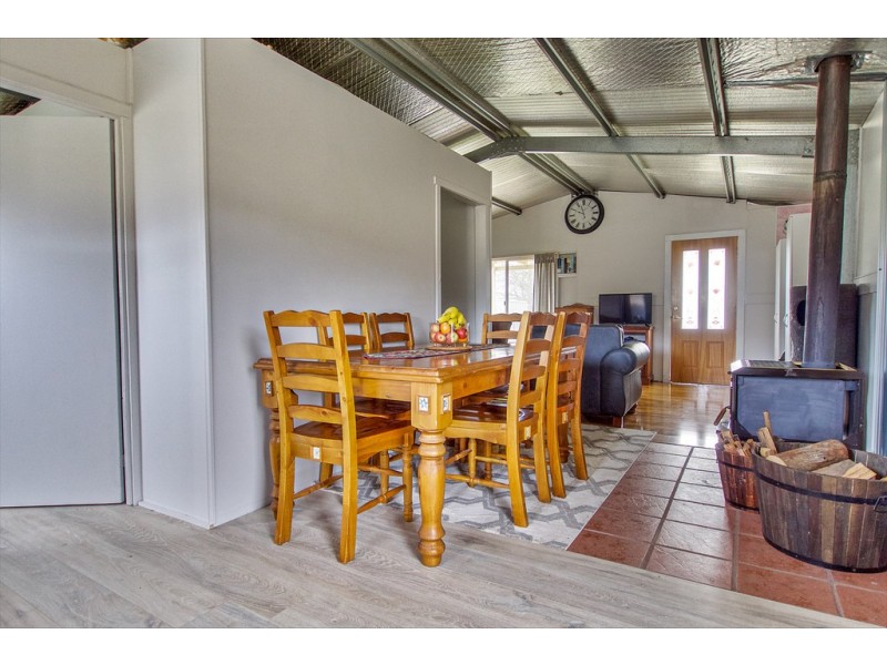 1304 Marked Tree Road, Hollow Tree TAS 7140