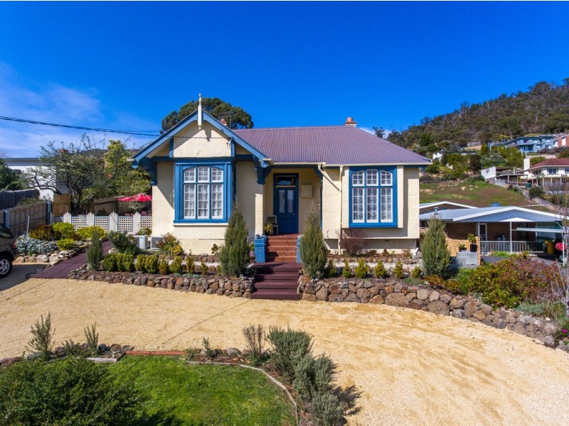 74 Montagu Street, New Norfolk TAS 7140