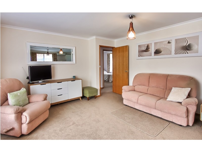 2/13 Whitbread Court, Glenorchy TAS 7010