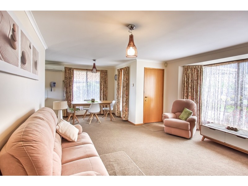 2/13 Whitbread Court, Glenorchy TAS 7010