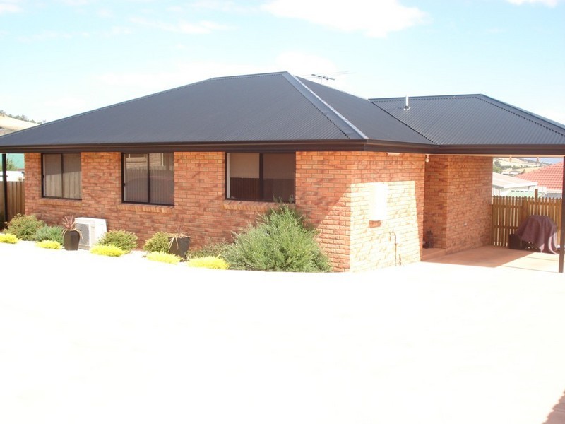 12b Lucas Place, Brighton TAS 7030