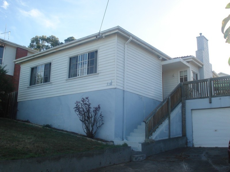 8 Jameson Street, Glenorchy TAS 7010
